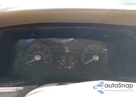 2007 Lincoln Town Car Signature из США, поврежденный, VIN 1LNHM81V07Y608964